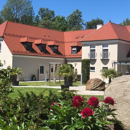 Hotel Glutschaufel Эшенбах Экстерьер фото