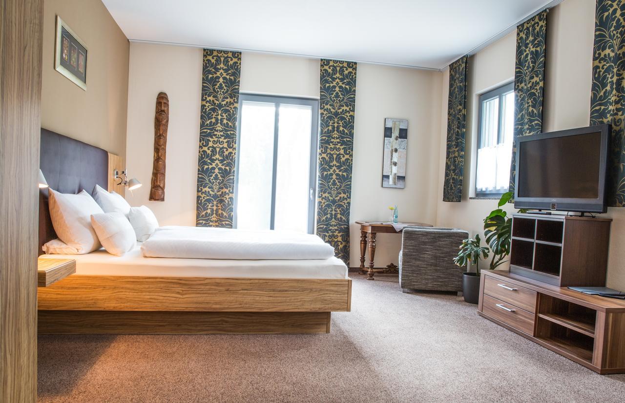 Hotel Glutschaufel Эшенбах Номер фото