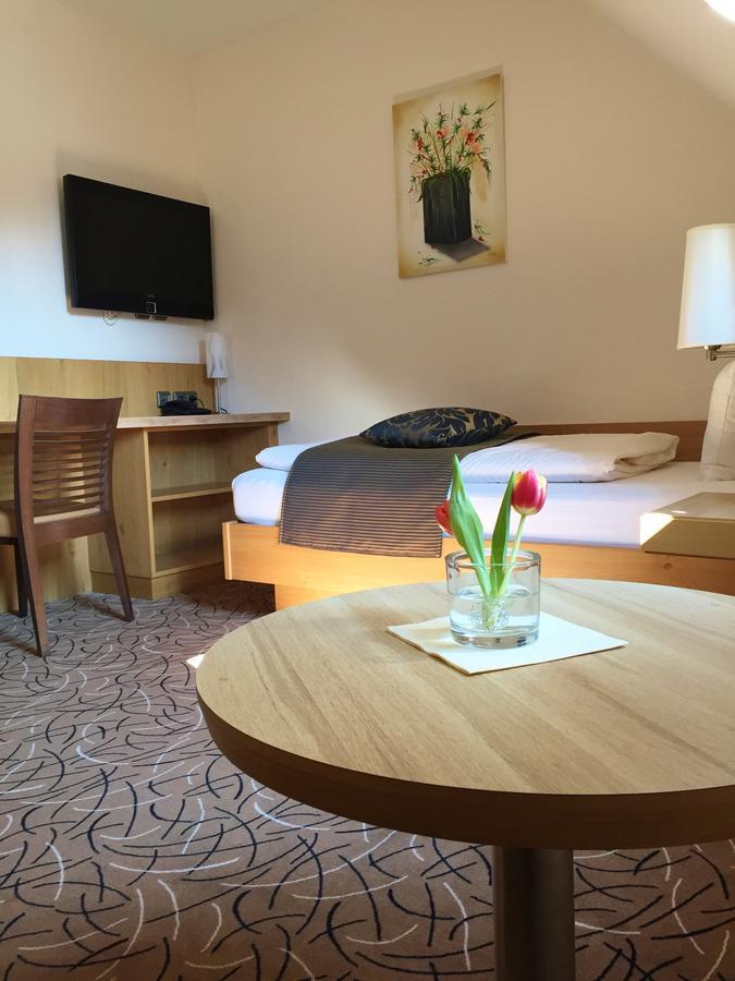 Hotel Glutschaufel Эшенбах Экстерьер фото