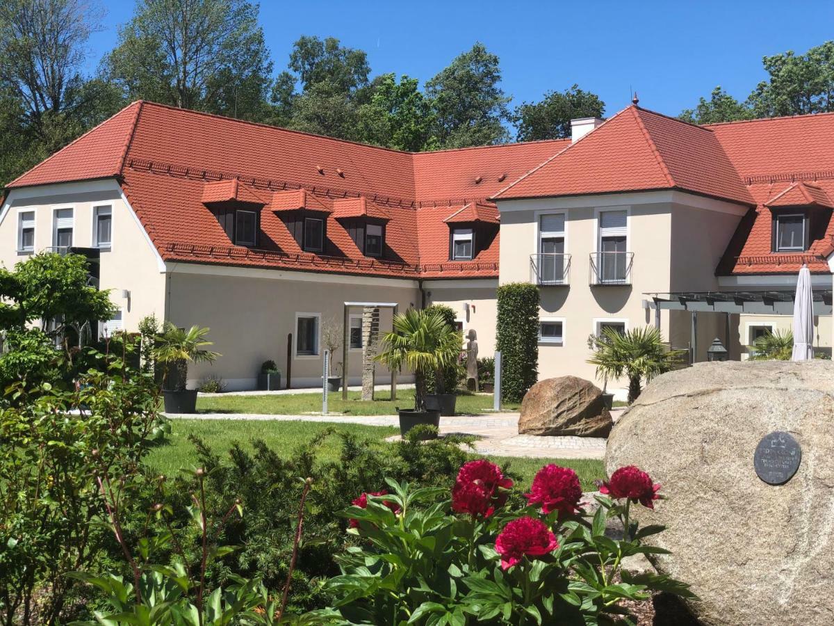 Hotel Glutschaufel Эшенбах Экстерьер фото